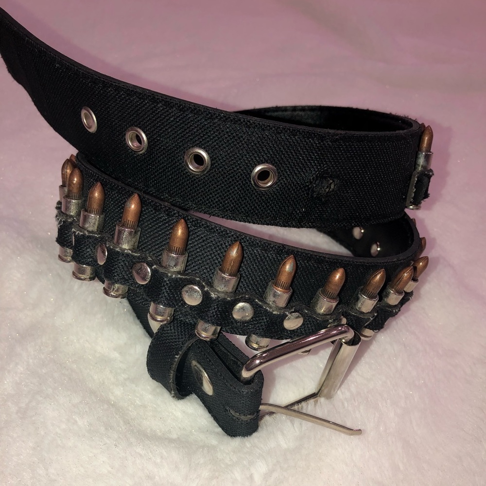 Bullet studded belt